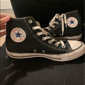 black hightop converse